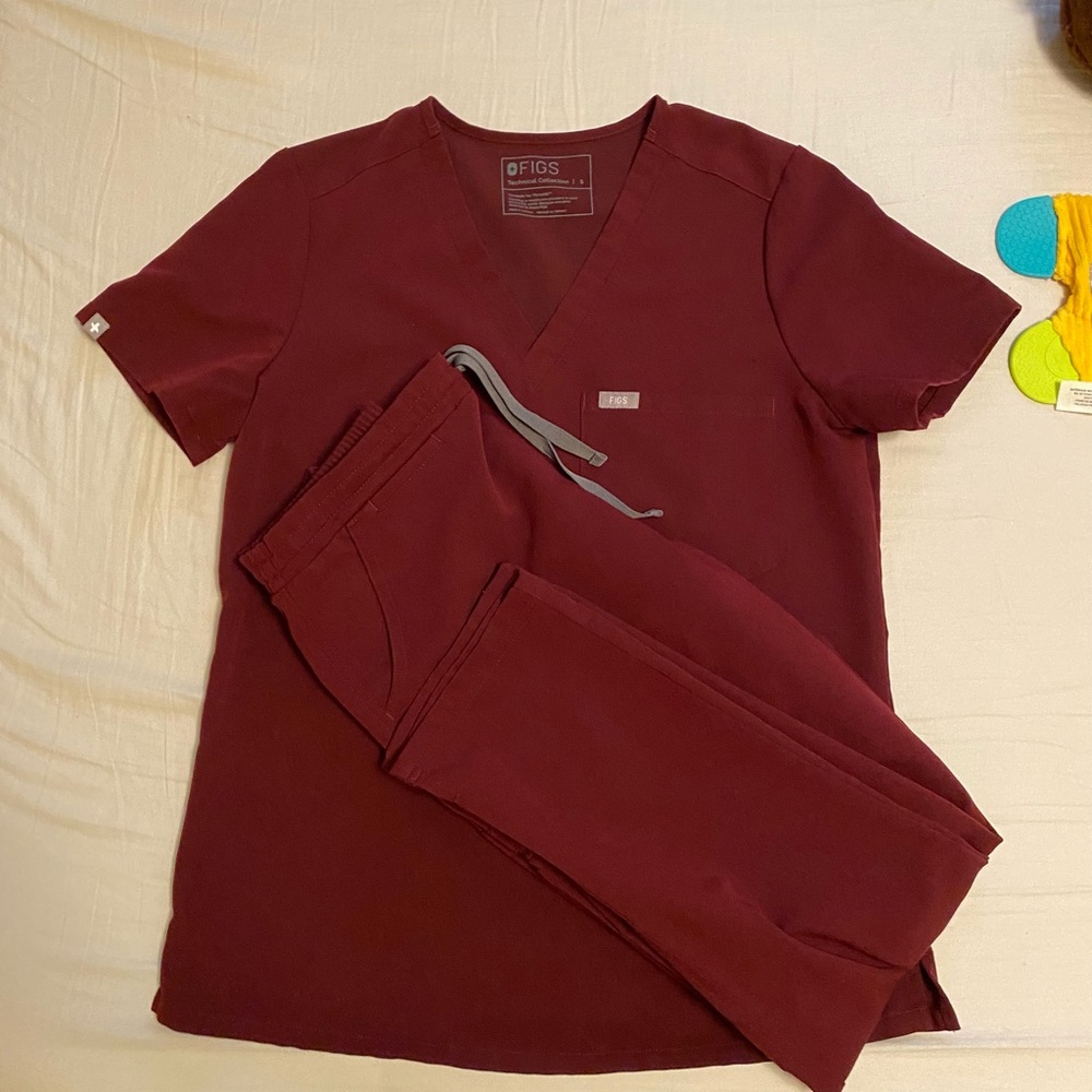 Figs scrubs. Good as new. Limited edition burgundy.
